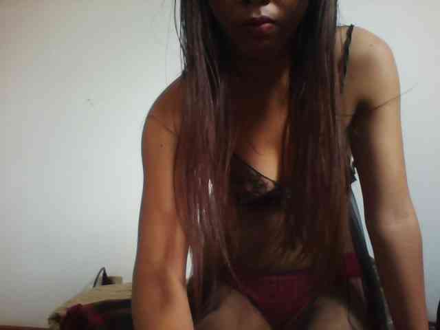 PrettyLie webcam