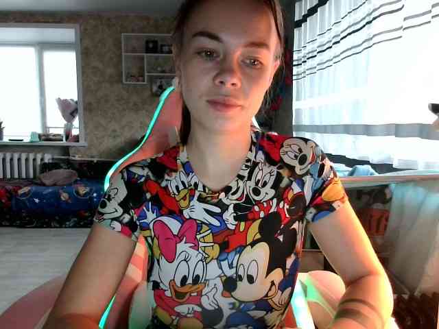 AngelicaLaurs webcam