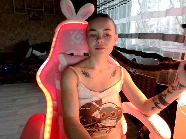 AngelicaLaurs webcam