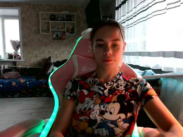 AngelicaLaurs webcam