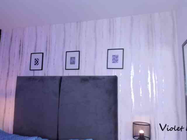 VioletMonet webcam
