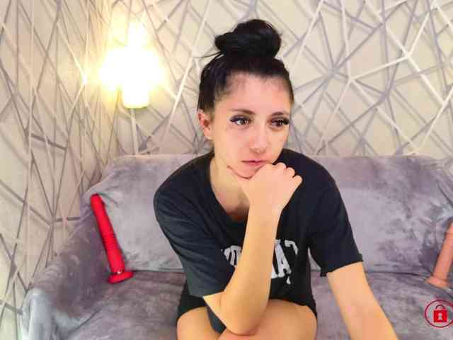 CharmingLIA webcam