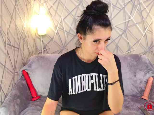 CharmingLIA webcam