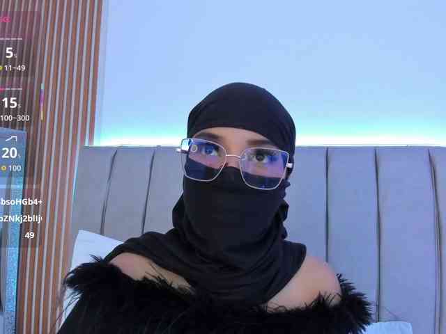 naishaa1 webcam