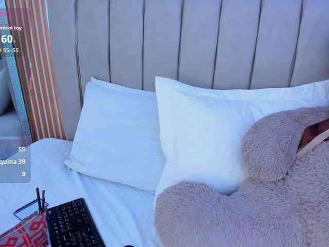 naishaa1 webcam