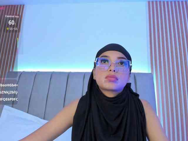 naishaa1 webcam