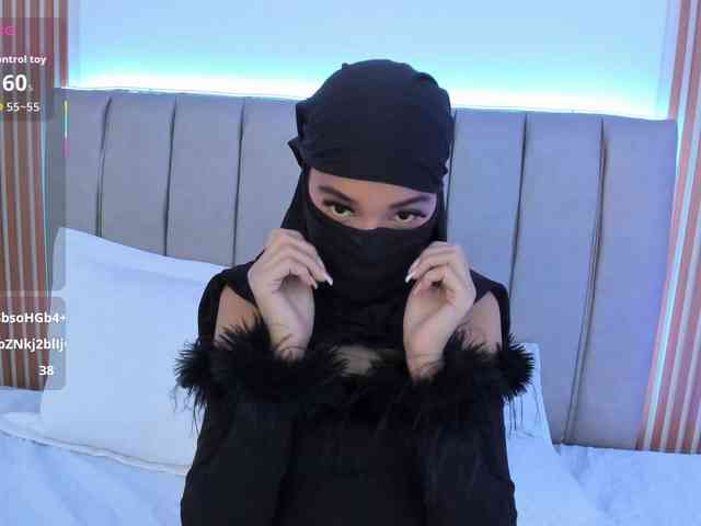 naishaa1 webcam