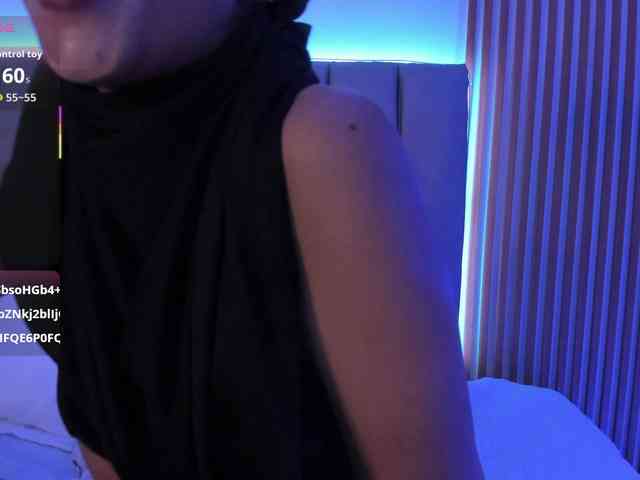naishaa1 webcam
