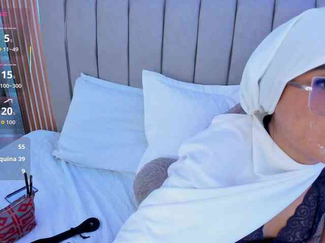 naishaa1 webcam
