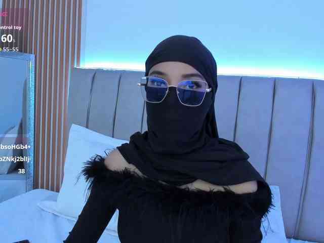 naishaa1 webcam