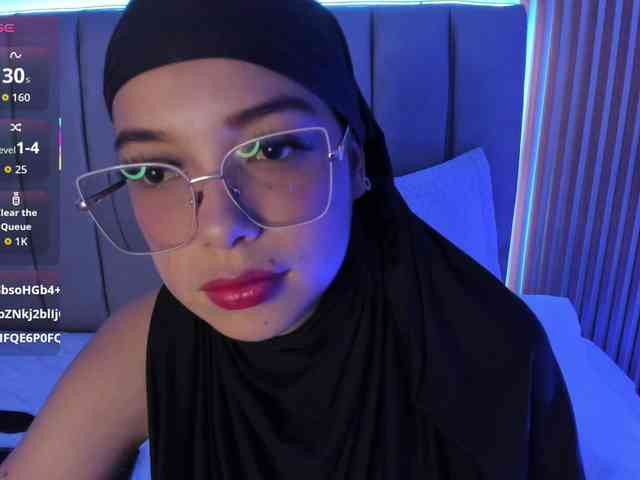 naishaa1 webcam