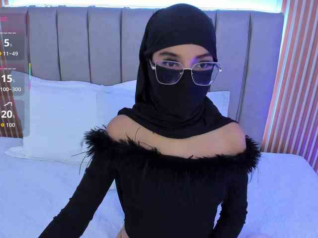 naishaa1 webcam