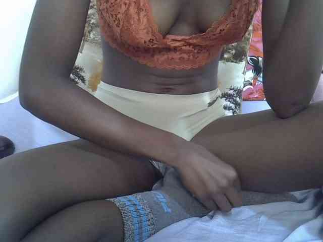 Cutteyslim9 webcam