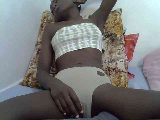 Cutteyslim9 webcam