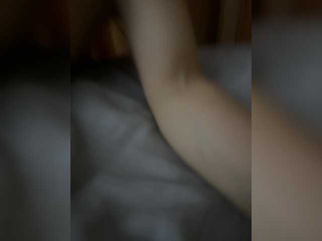 Vai a chattare su AlexAngela AlexAngela