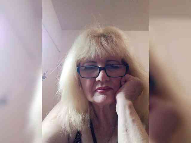 BoloshkaBlonda webcam