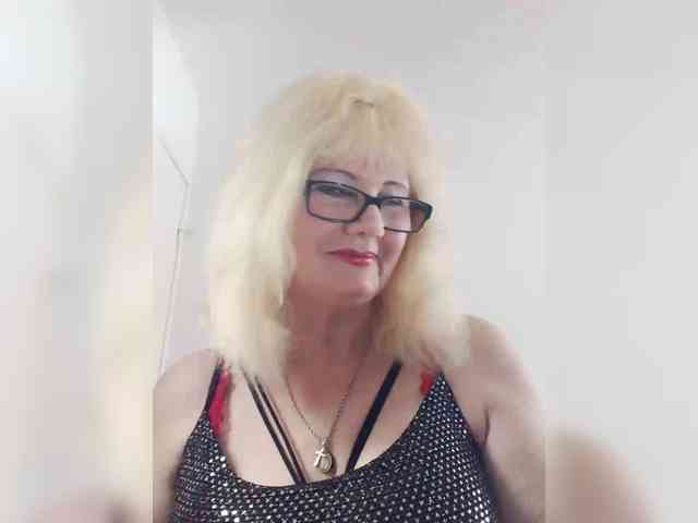 BoloshkaBlonda webcam