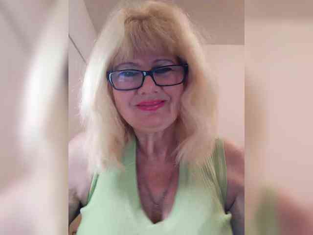 BoloshkaBlonda webcam