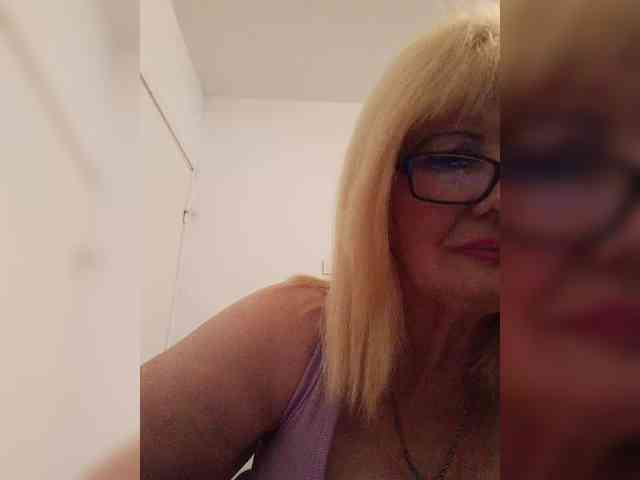 BoloshkaBlonda webcam