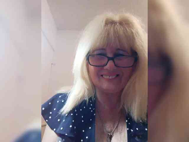BoloshkaBlonda webcam