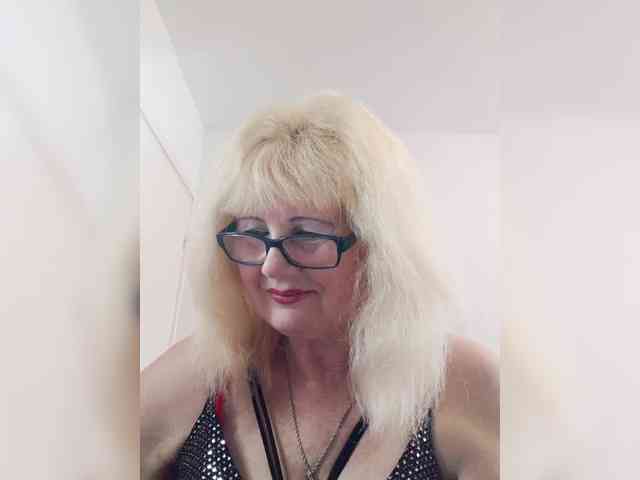 BoloshkaBlonda webcam