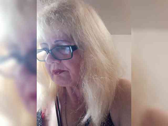 BoloshkaBlonda webcam