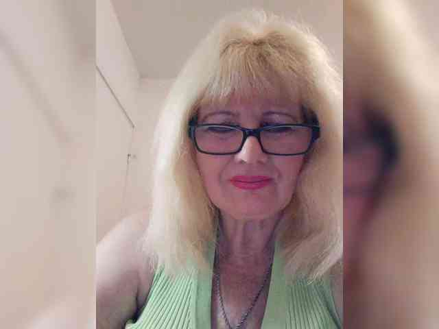 BoloshkaBlonda webcam