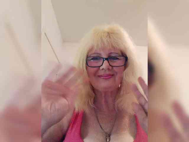 BoloshkaBlonda webcam