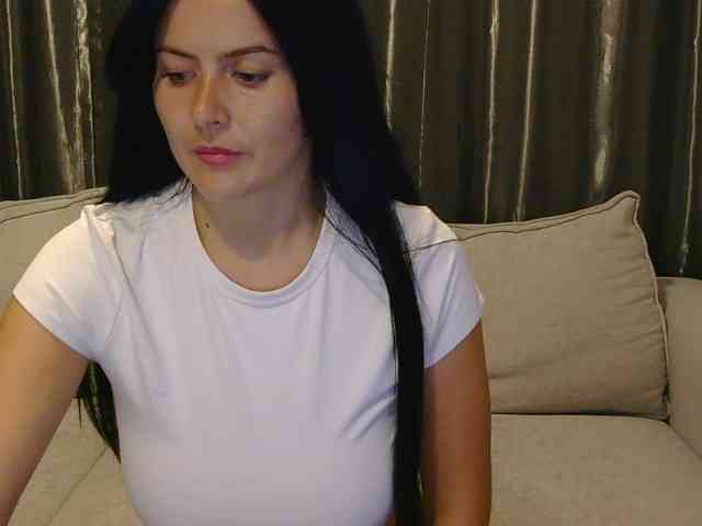 AriaShy webcam