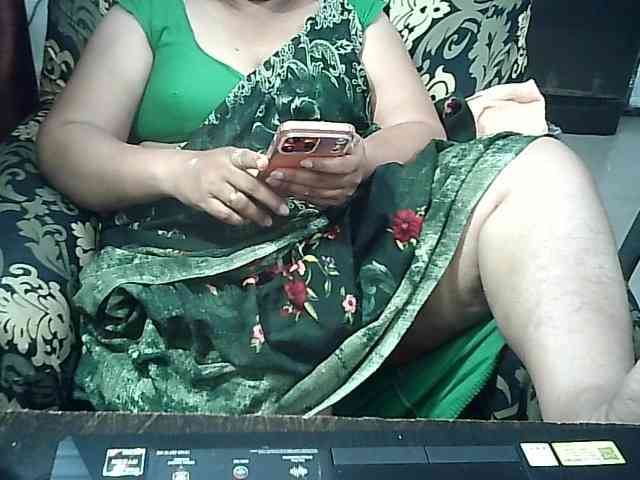 Indianbhabhimilf40 webcam