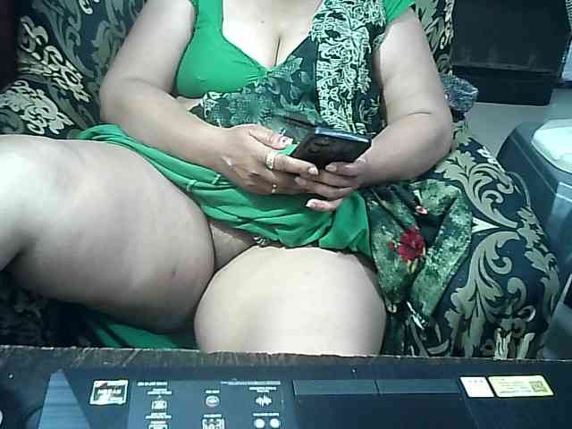 Indianbhabhimilf40 webcam