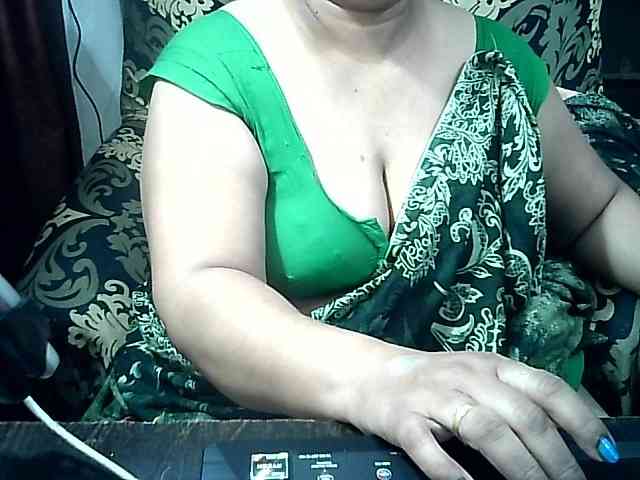 Indianbhabhimilf40 webcam