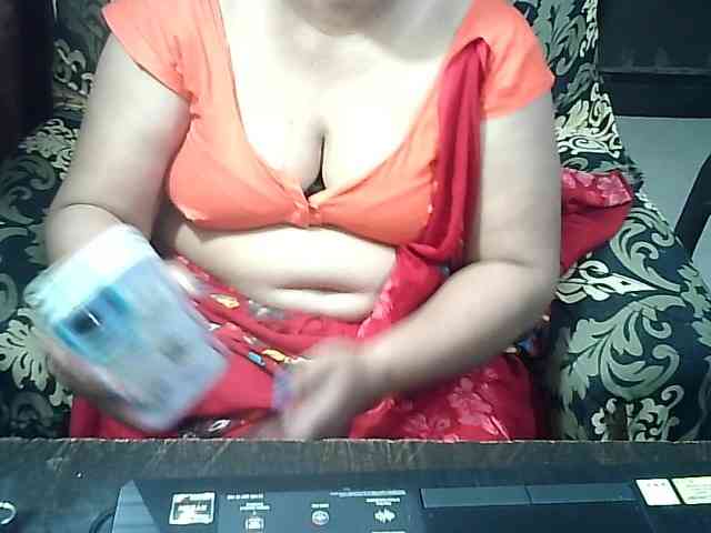 Indianbhabhimilf40 webcam