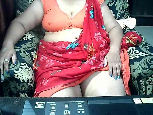 Indianbhabhimilf40 webcam