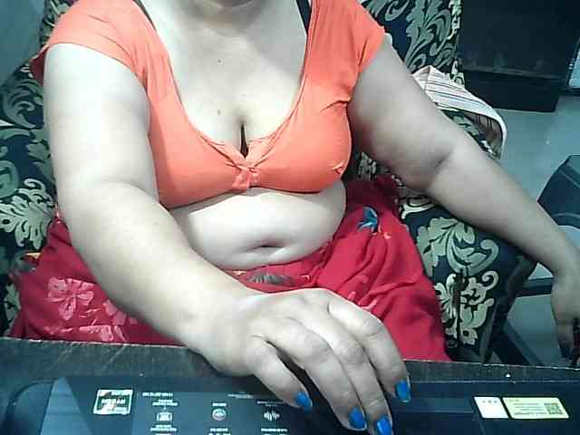 Indianbhabhimilf40 webcam