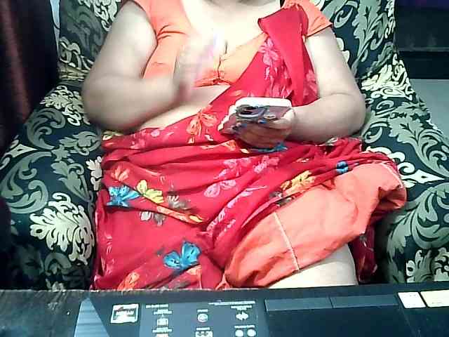 Indianbhabhimilf40 webcam