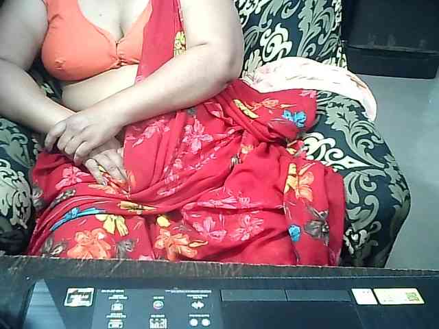 Indianbhabhimilf40 webcam
