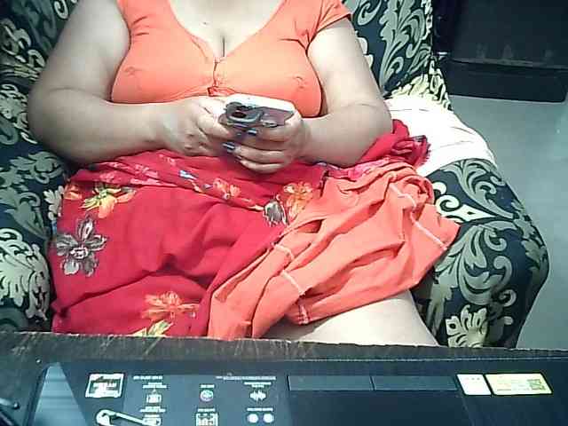 Indianbhabhimilf40 webcam