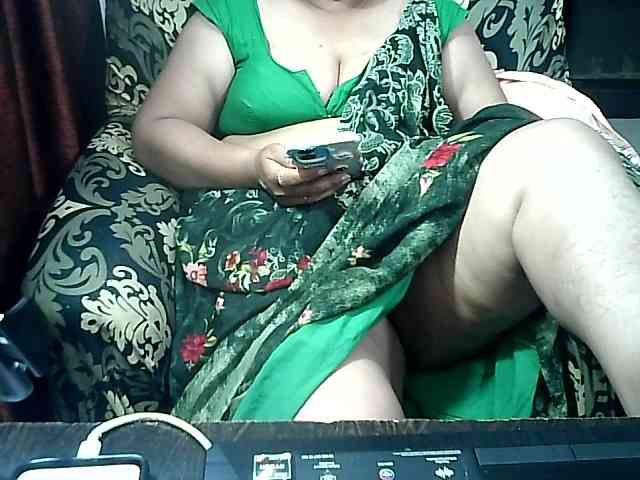 Indianbhabhimilf40 webcam
