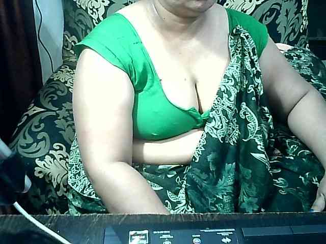 Indianbhabhimilf40 webcam