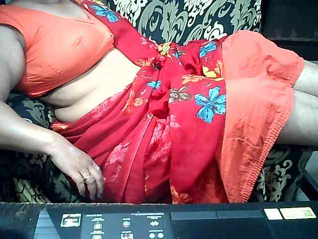 Indianbhabhimilf40 webcam