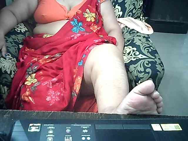 Indianbhabhimilf40 webcam