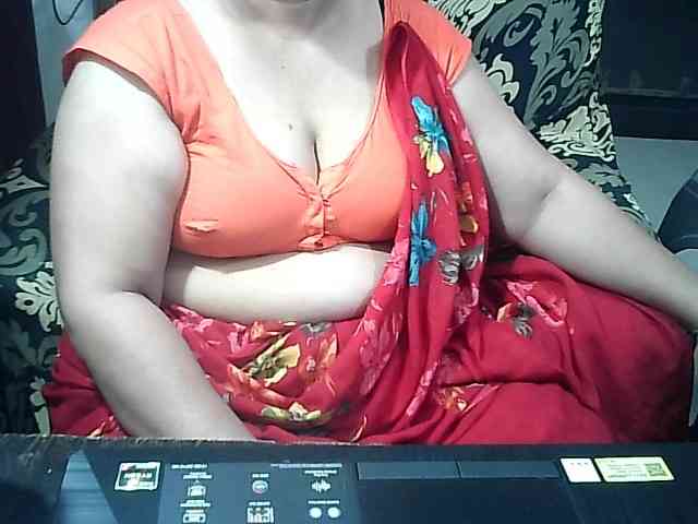 Indianbhabhimilf40 webcam