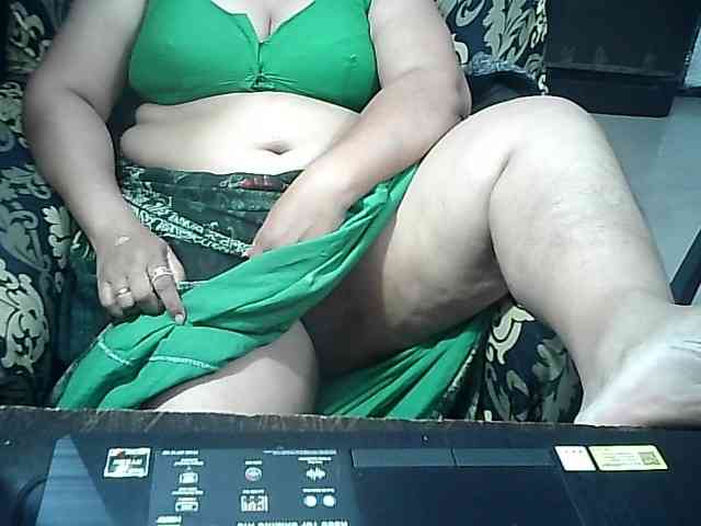 Indianbhabhimilf40 webcam