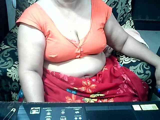 Indianbhabhimilf40 webcam