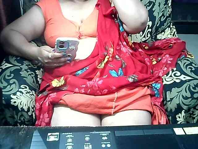 Indianbhabhimilf40 webcam