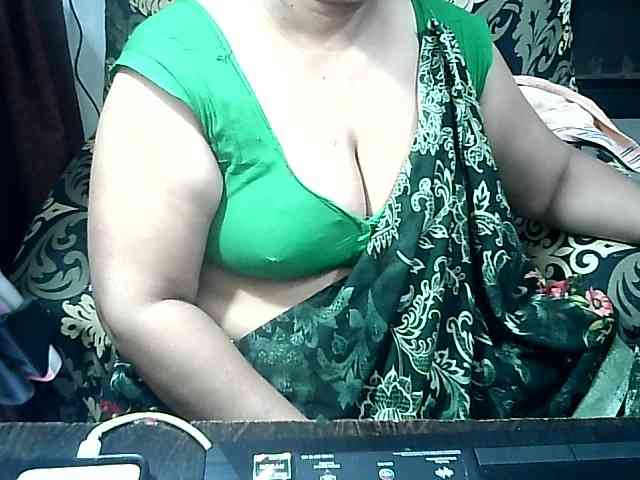 Indianbhabhimilf40 webcam