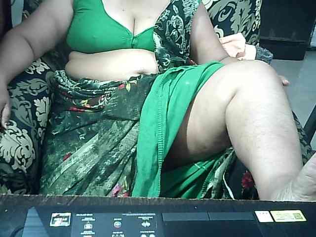 Indianbhabhimilf40 webcam