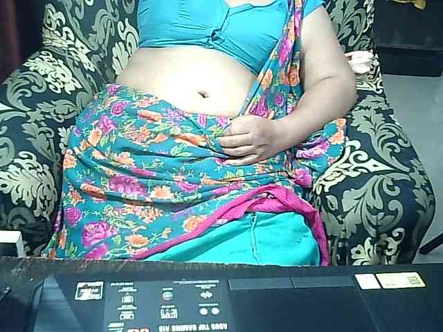 Indianbhabhimilf40 webcam