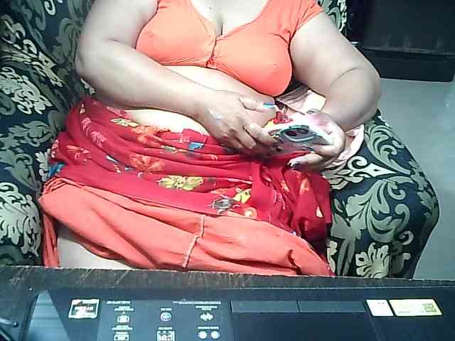 Indianbhabhimilf40 webcam